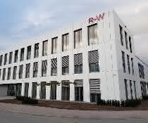 R + W grows