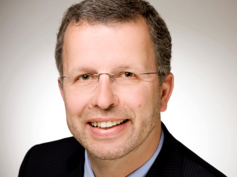 Dr. Lars Friedrich Dr. Lars Friedrich
