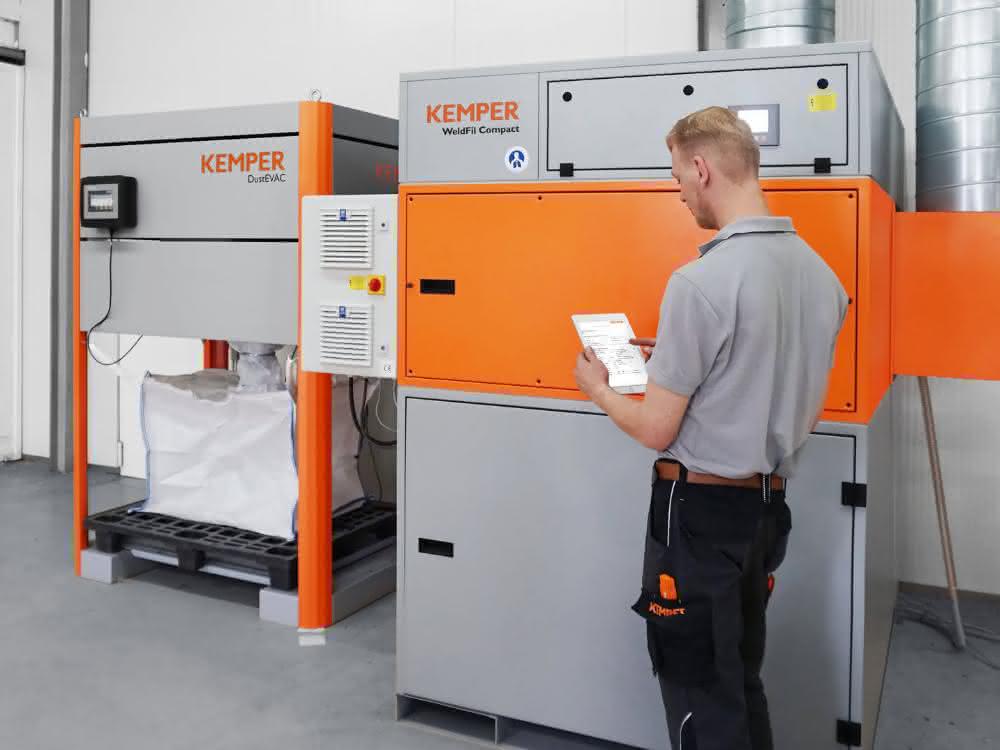 Kemper technician carrying out maintenance work