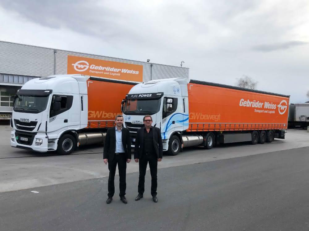 Alternative drives: Gebrüder Weiss puts two LNG trucks into operation