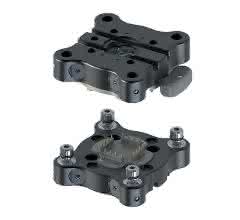 Manual gripper change system Manual gripper change system: Rounded corners