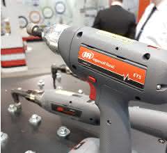 Ergonomic fastening system: Screws with short pulses