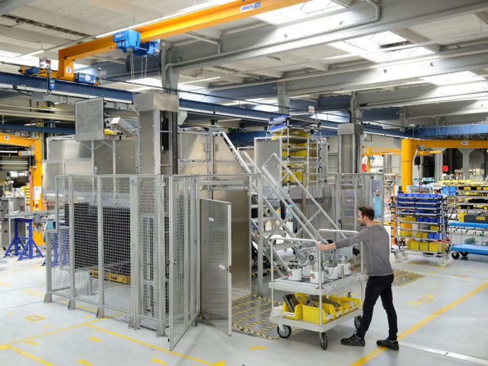 LogiMAT 2020: Hymer-Leichtmetallbau: Ergonomie beim Steigen