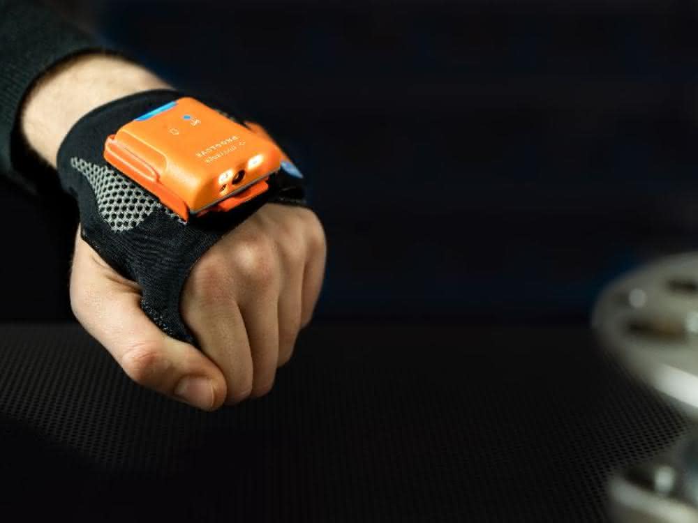 Glove scanner: TTI Europe saves time with ProGlove