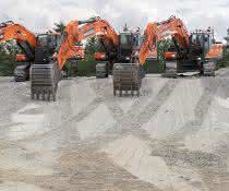 Doosan vervollständigt 30-40-Tonnen-Familie seiner Stage-V-Bagger