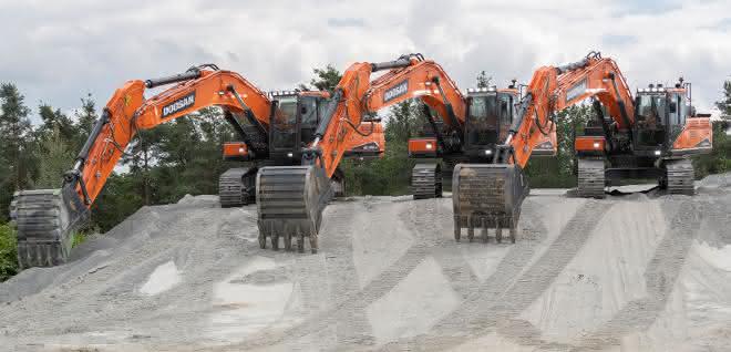 Doosan vervollständigt 30-40-Tonnen-Familie seiner Stage-V-Bagger