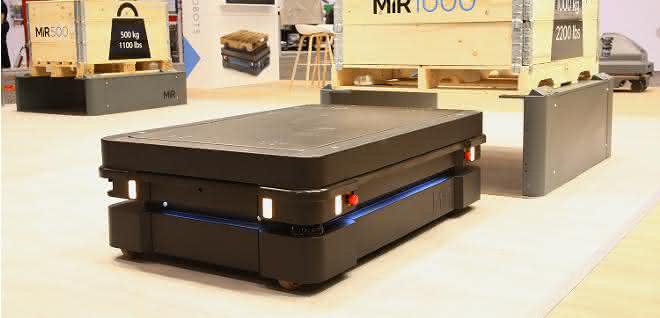 Transport robot premiere: MiR shows its most powerful model