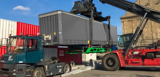 Umschlagslösung für die Schiene: TX Logistik: Erste Nikrasa-Verladung in Ungarn