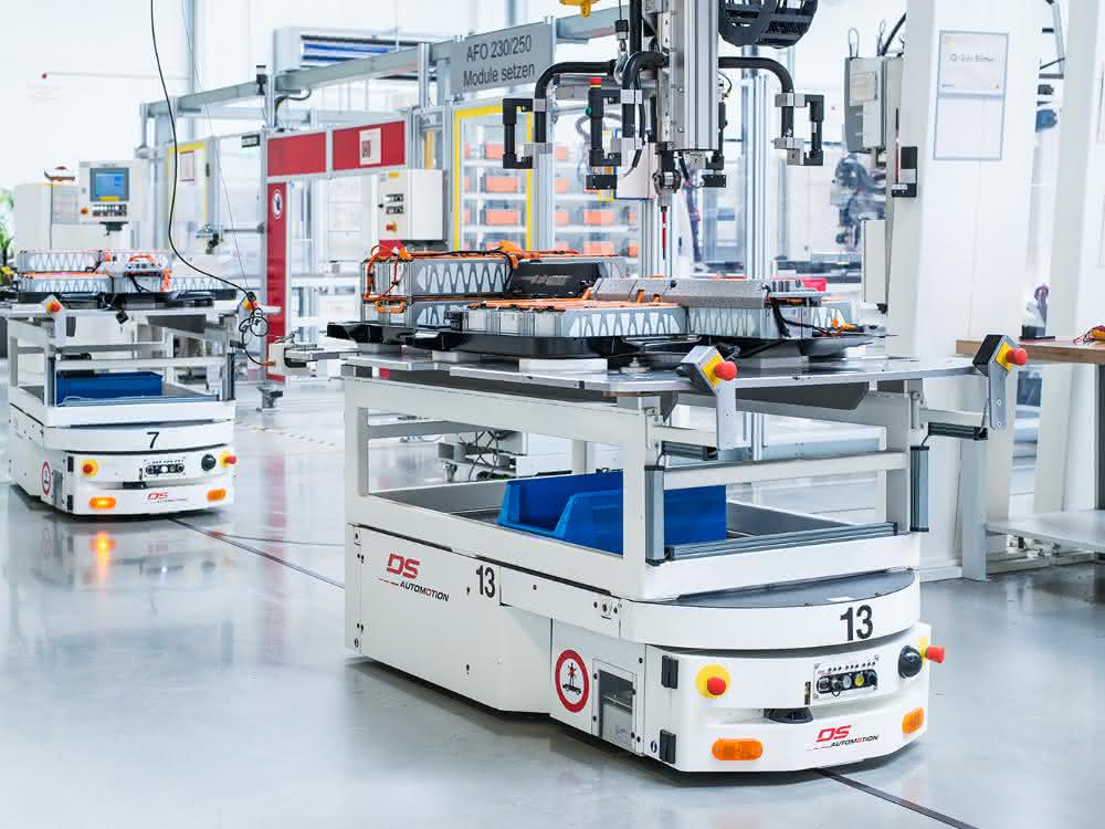 DS_Automotion_FTS battery assembly Logimat 2020: DS Automotion: AGV range with a future