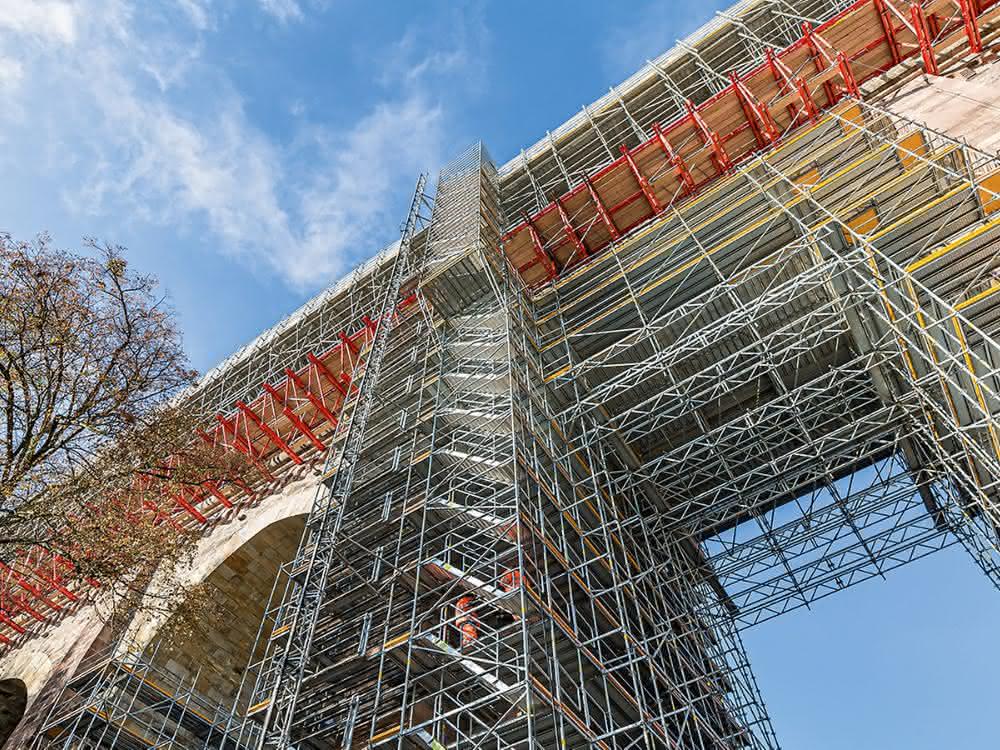 Brückensanierung mit Baukastensystemen: Viadukt gut gerüstet