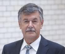 GKV-Präsident Roland Roth: „Widersprüchliche Signale aus Gesellschaft und Politik …“ GKV-Präsident Roland Roth: „Widersprüchliche Signale aus Gesellschaft und Politik …“