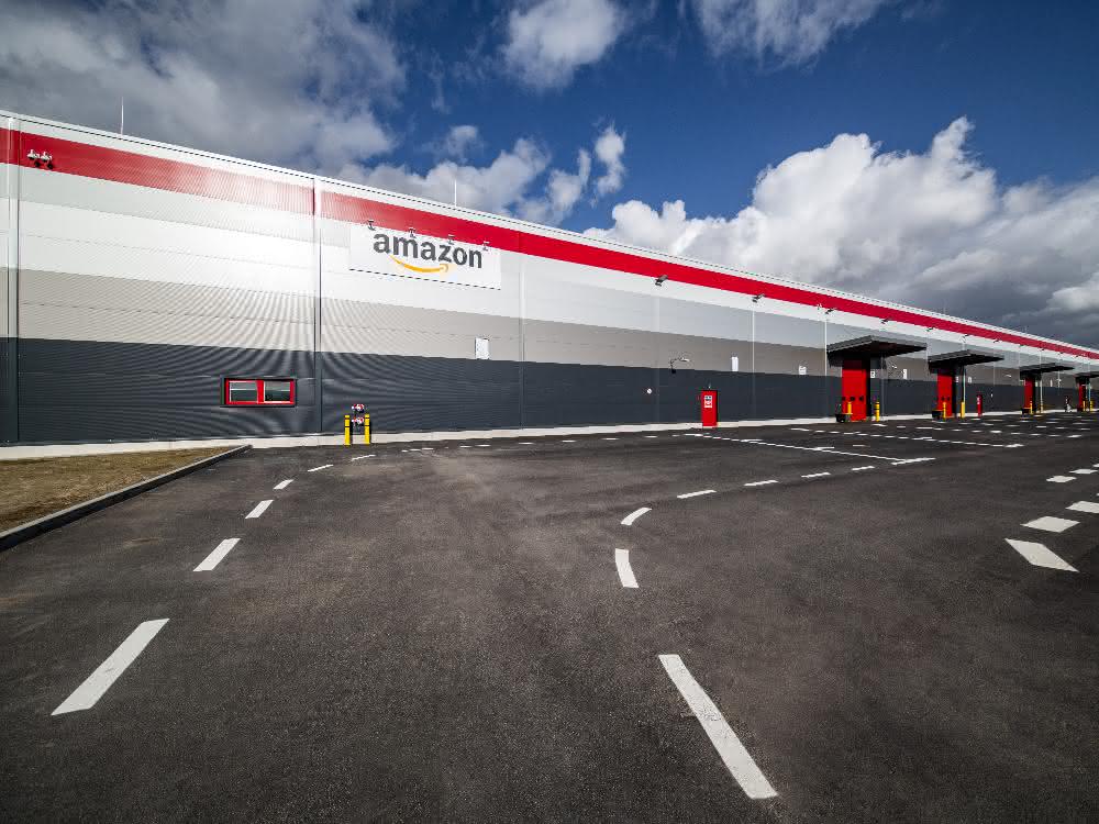 P3 Logistics Parks leases to Amazon