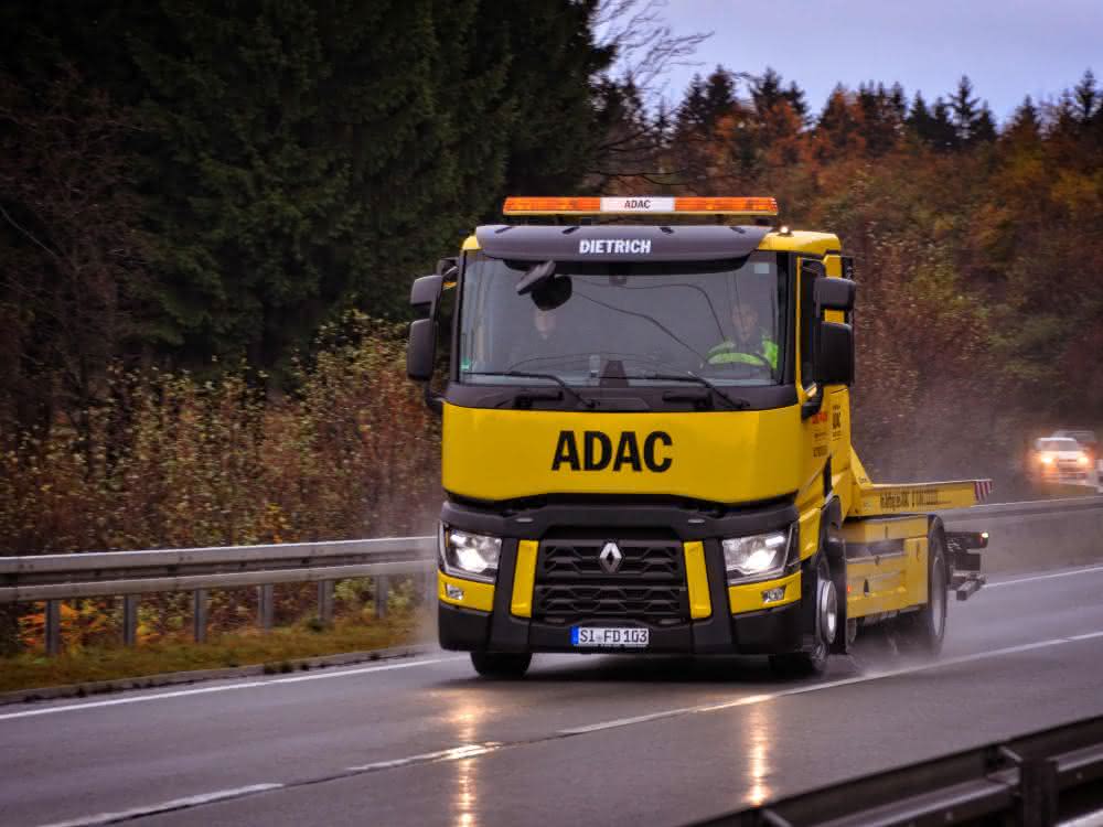 Renault Trucks und ADAC vereinbaren Partnerschaft