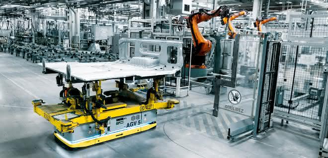 Kuka KMP 1500 at Mercedes-Benz