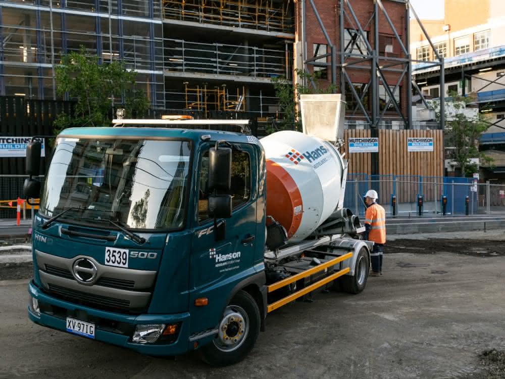 20 neue Fahrzeuge: Hanson Cement erweitert Lkw-Flotte mit Allison Transmission