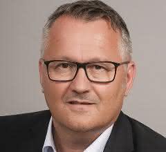 Günter Szerencses, Iscar