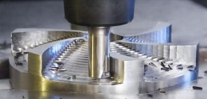Solid carbide end mill
