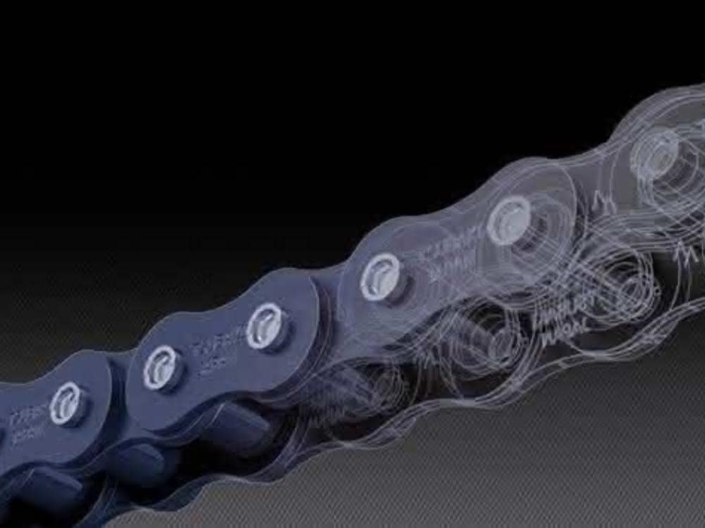 Conveyor chain for overhead conveyors: Conveys twice as long