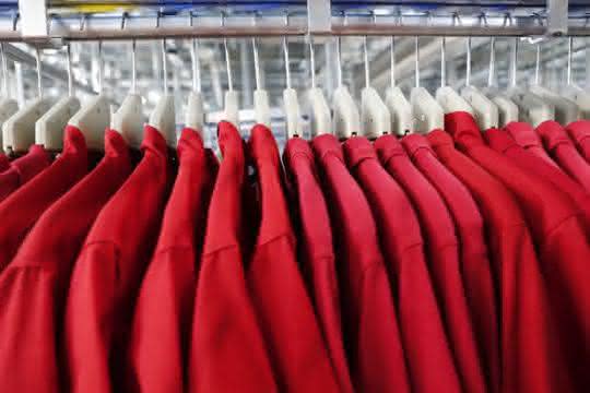 Wann ist Berufsbekleidung steuerlich absetzbar?