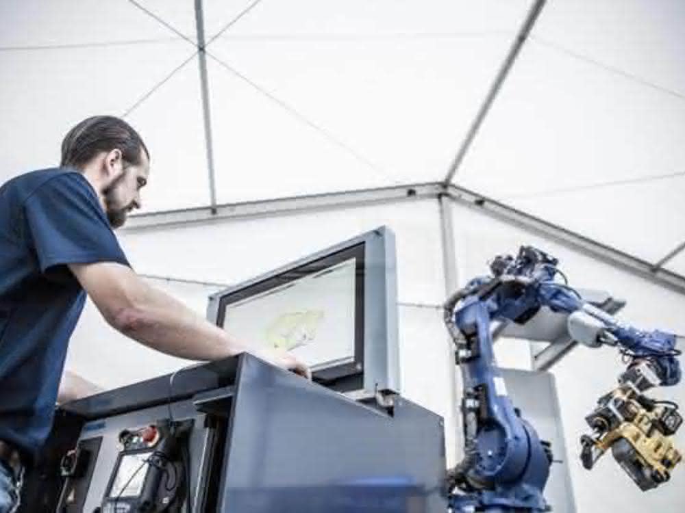 Forschungsprojekt Robonet 4.0: Kollege Roboter wird Handwerker