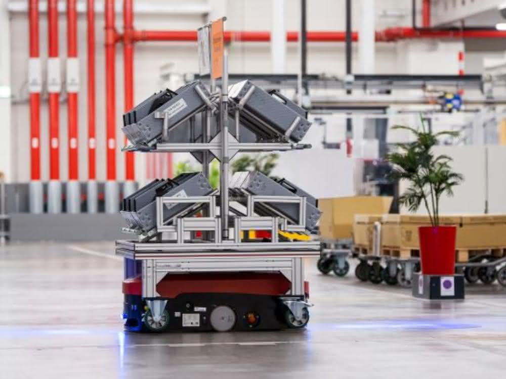Audi setzt Intralogistik mit item Komponenten um