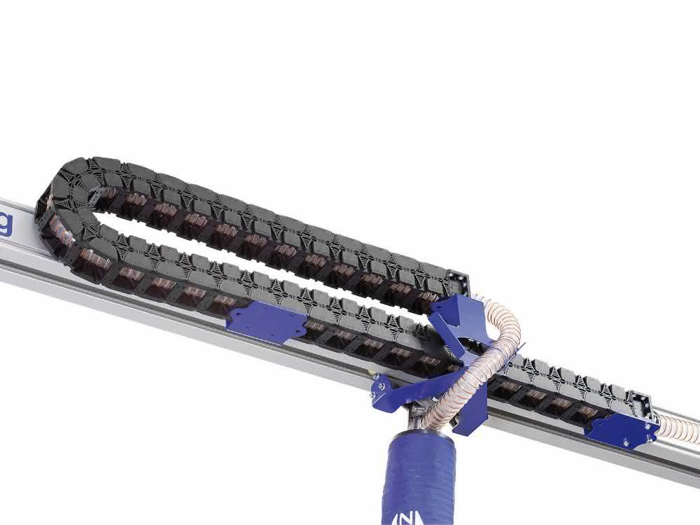 Drag chain V-Chain cleans up