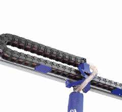 Drag chain V-Chain cleans up Drag chain V-Chain cleans up