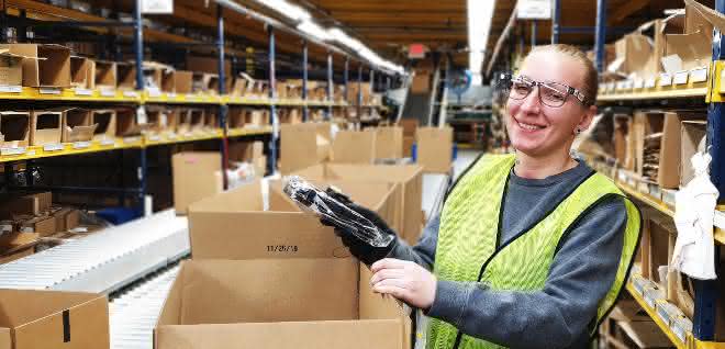 US logistics service provider Neovia relies on pick-by-vision US logistics service provider Neovia relies on pick-by-vision