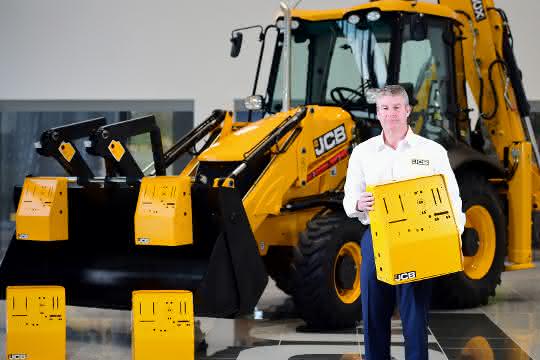 JCB plant Produktion von Gehäusen für Beatmungsgeräte