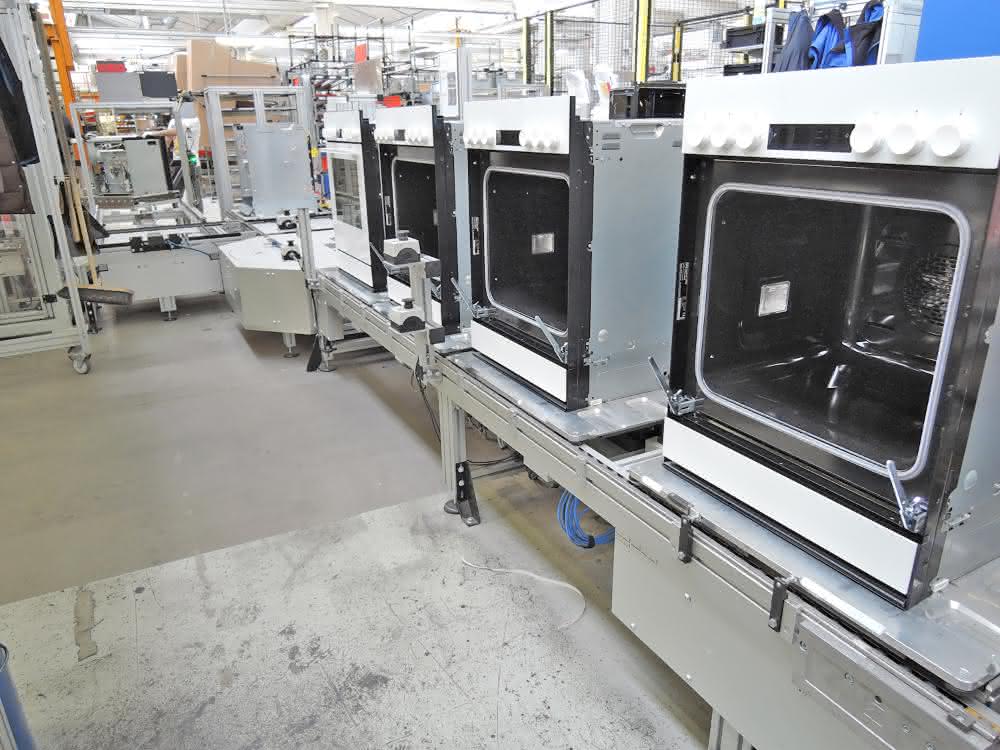 Modular transfer solution: In the flow through the assembly line