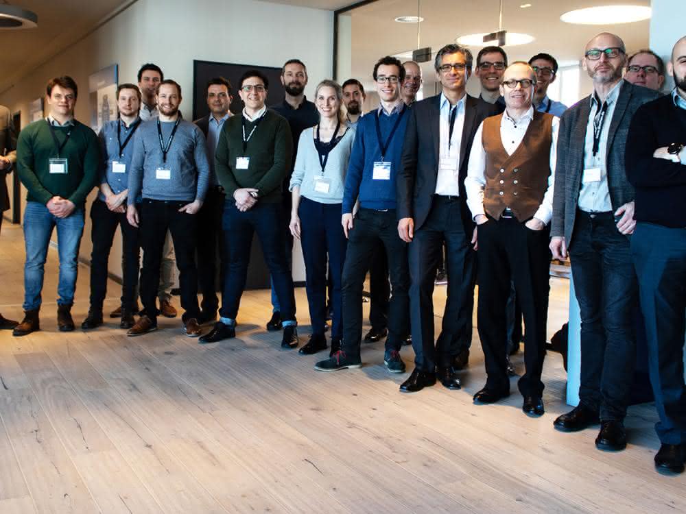 Smart Services simulation platform: Kick-off for research projects