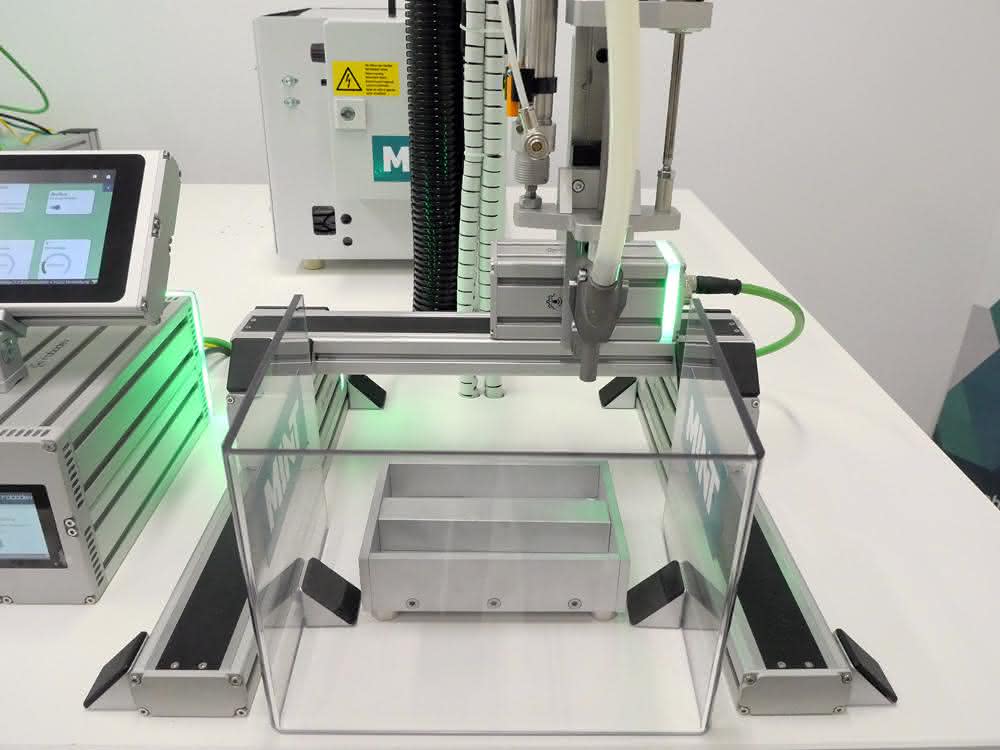 Robodev integration: Mint automates the screwdriving process
