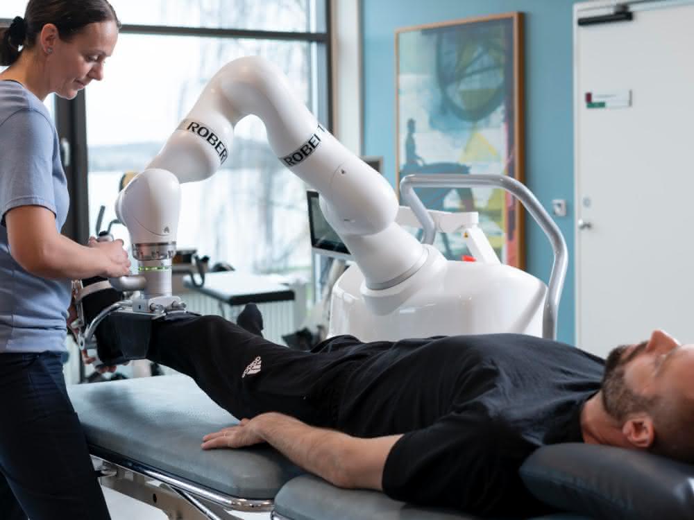 Kuka-Life Science Robotics-Robert
