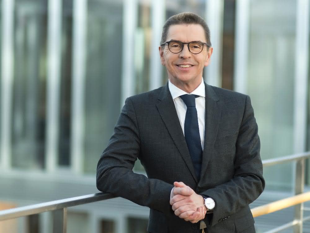 Christian Dummler für weitere fünf Jahre CFO bei Zeppelin