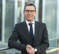 Christian Dummler für weitere fünf Jahre CFO bei Zeppelin