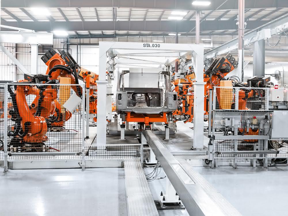 Large order: Kuka delivers 5,000 robots to BMW