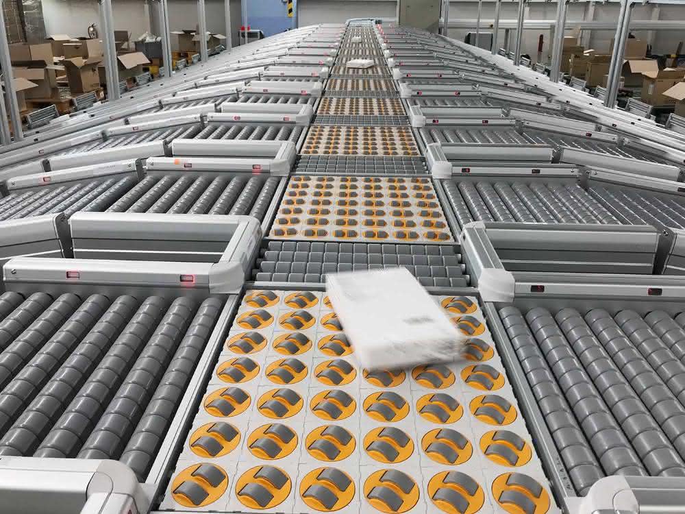 Avancon-Samsung Versandzentrum in Südkorea: Avancon installiert Sorter für Samsung-Smartphones