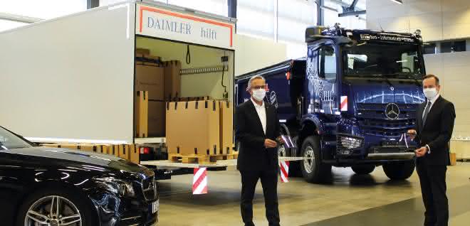 Daimler hands over face shields for medical personnel