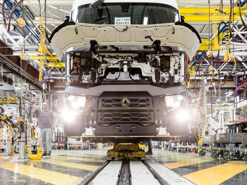 Wiederaufnahme der Produktion: Renault Trucks bereitet schrittweisen Wiederanlauf der französischen Werke vor Renault Trucks bereitet schrittweisen Wiederanlauf der französischen Werke vor