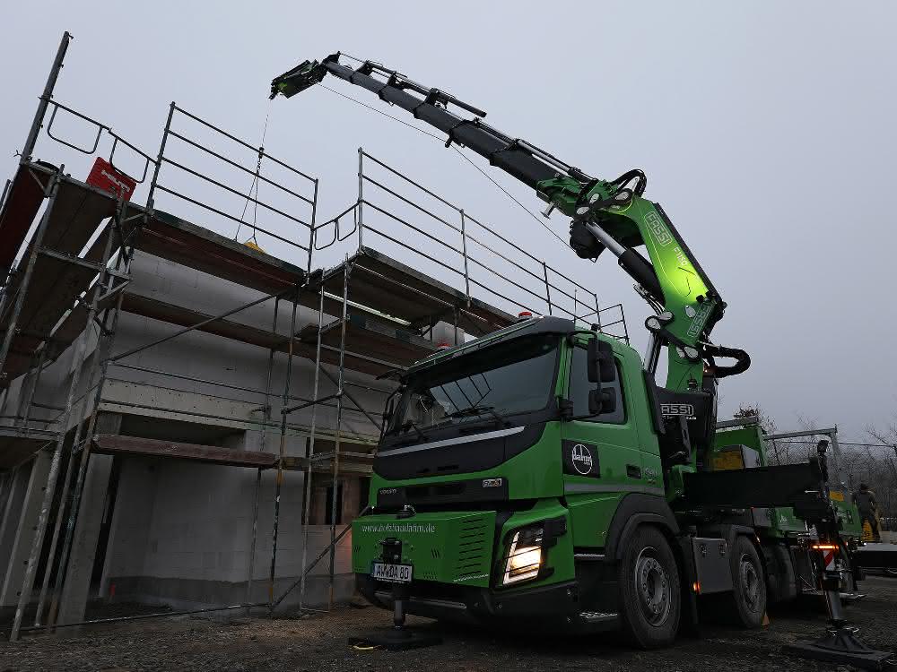 Mobilkran: Holzbau Dahm setzt auf Fassi