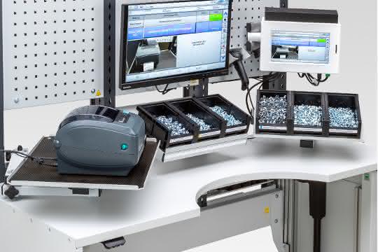 Bott-kitting workstation