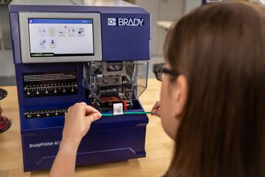 BradyPrinter A5500 Fahnen-Druckapplikator