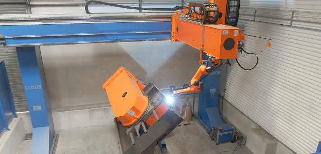 Welding robots