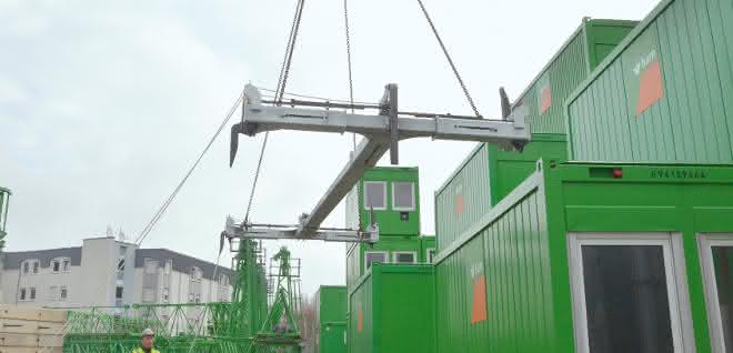 Bau-Container sicher versetzen