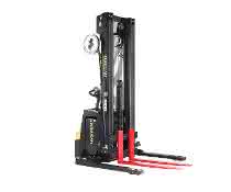 Pallet truck with platform from Hyster Pallet truck: New pallet trucks with platform