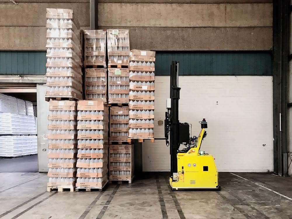 Automated stacking of unstable loads