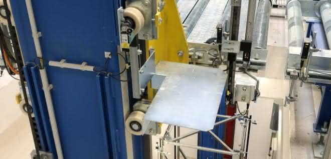 Kardex Mlog implements conveyor technology over three levels
