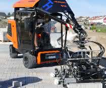 Neue Pflasterverlegemaschine S19 von Optimas im Einsatz