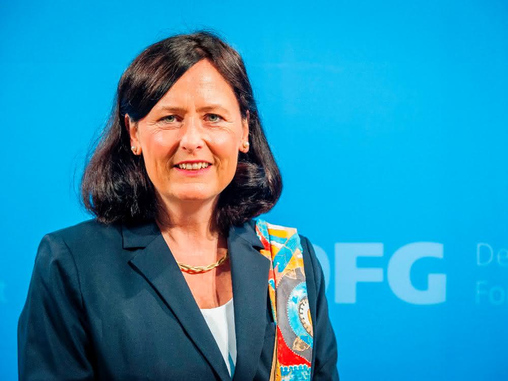 Prof. Dr. Katja Becker