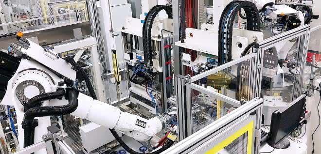 When will the fuel cell for trucks arrive?